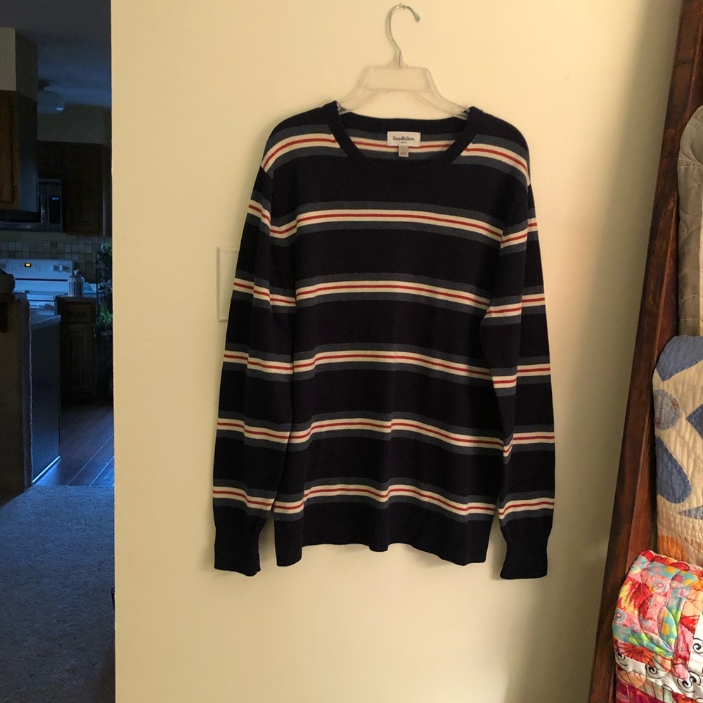 Men’s Old Navy long sleeve sweater, large